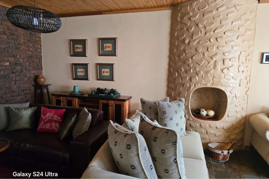 4 Bedroom Property for Sale in Hillcrest Northern Cape